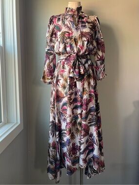 100% Silk La Dolce Vita Chufy Maxi Dress